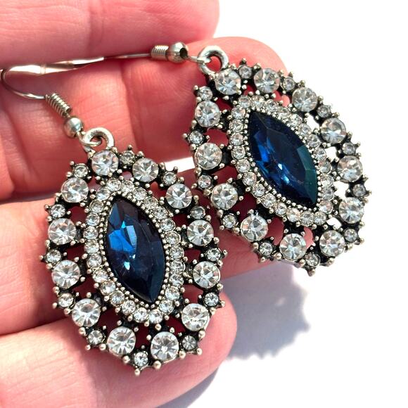 Dressy pierced earrings clear crystals & blue rhinestones silver drop dangles - Picture 1 of 6